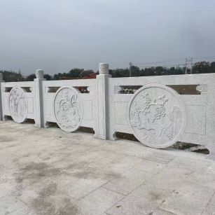 长治芝麻白河道栏杆 石材栏杆
