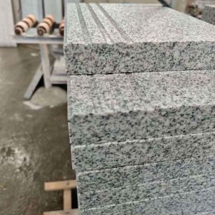 长治芝麻白楼梯踏步