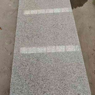 长治芝麻白光面毛板