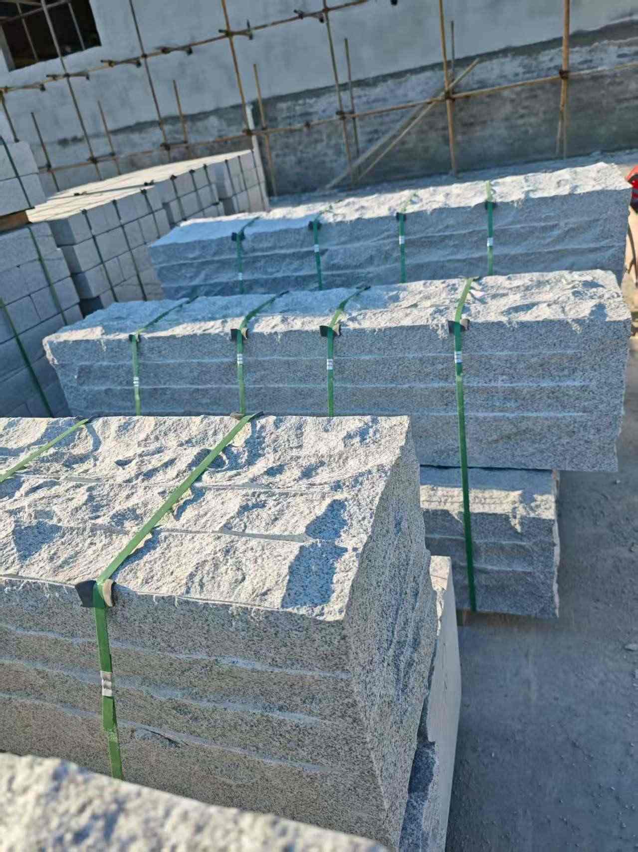 长治芝麻白自然面整石 坐凳